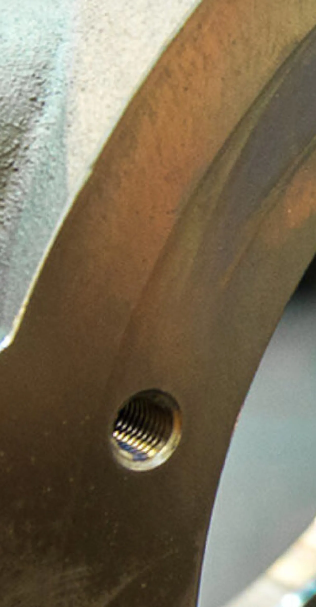 DSC 3050 2560x0 c default v2